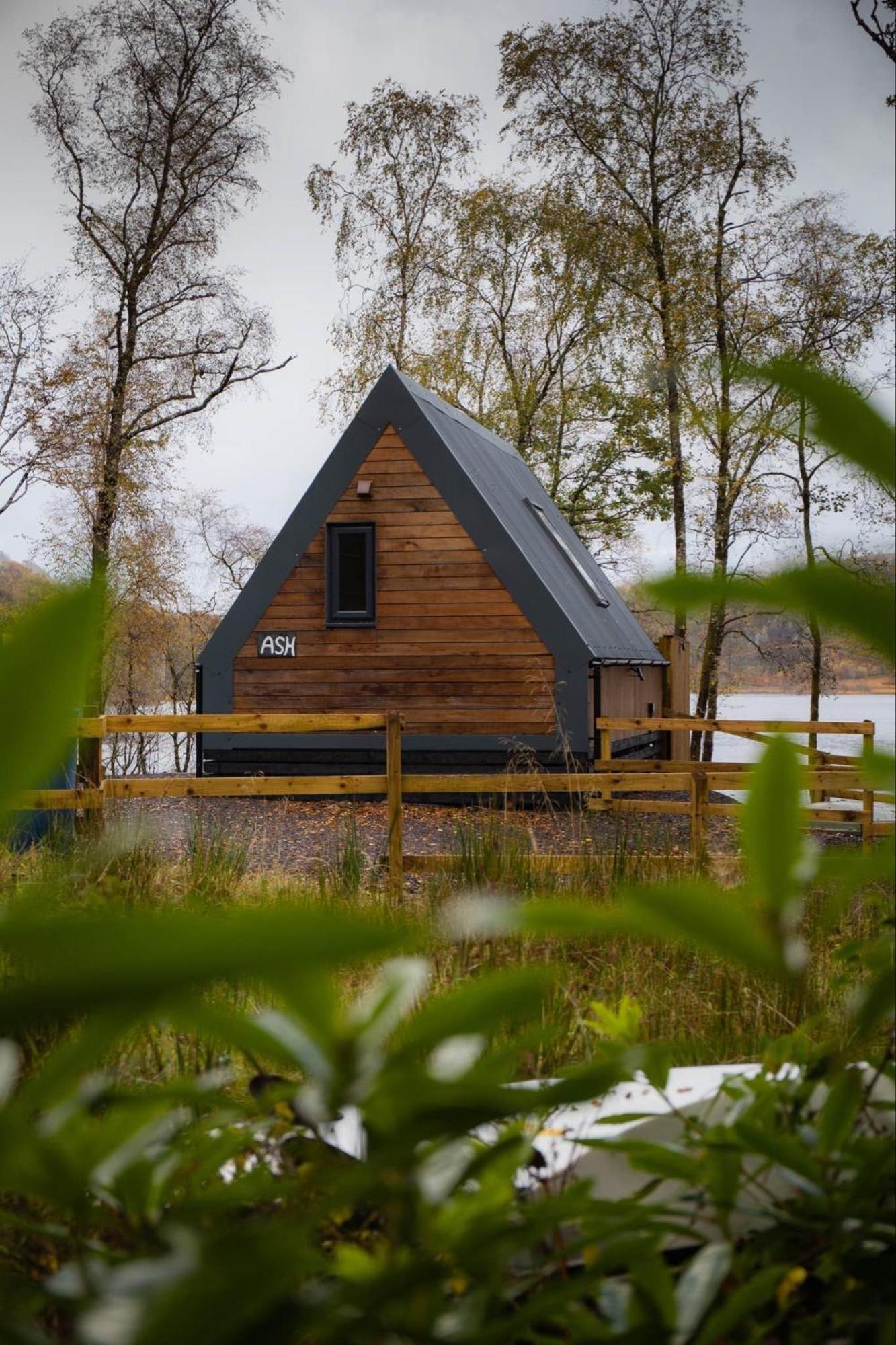 Glenfinnan Retreats エクステリア 写真